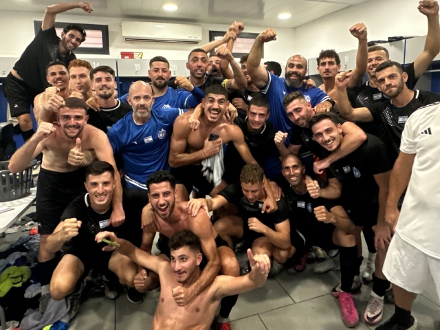 שחקני מודיעין חוגגים ניצחון גדול על דימונה